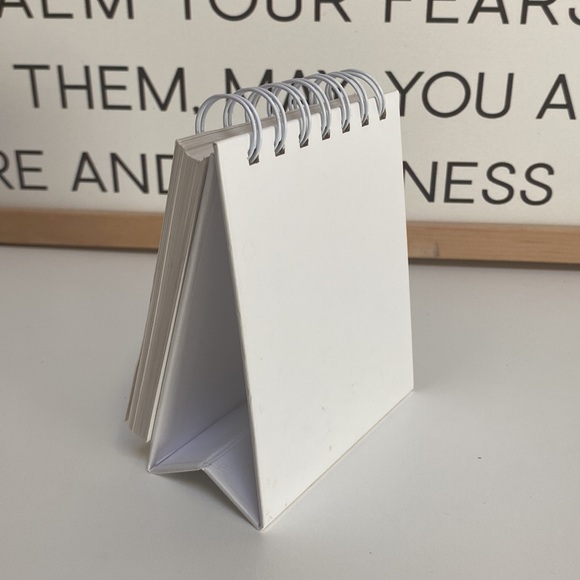 THE DAILY MOOD Desktop Flipchart - 47 Moods- Desk Accessories - Picture 2 of 8